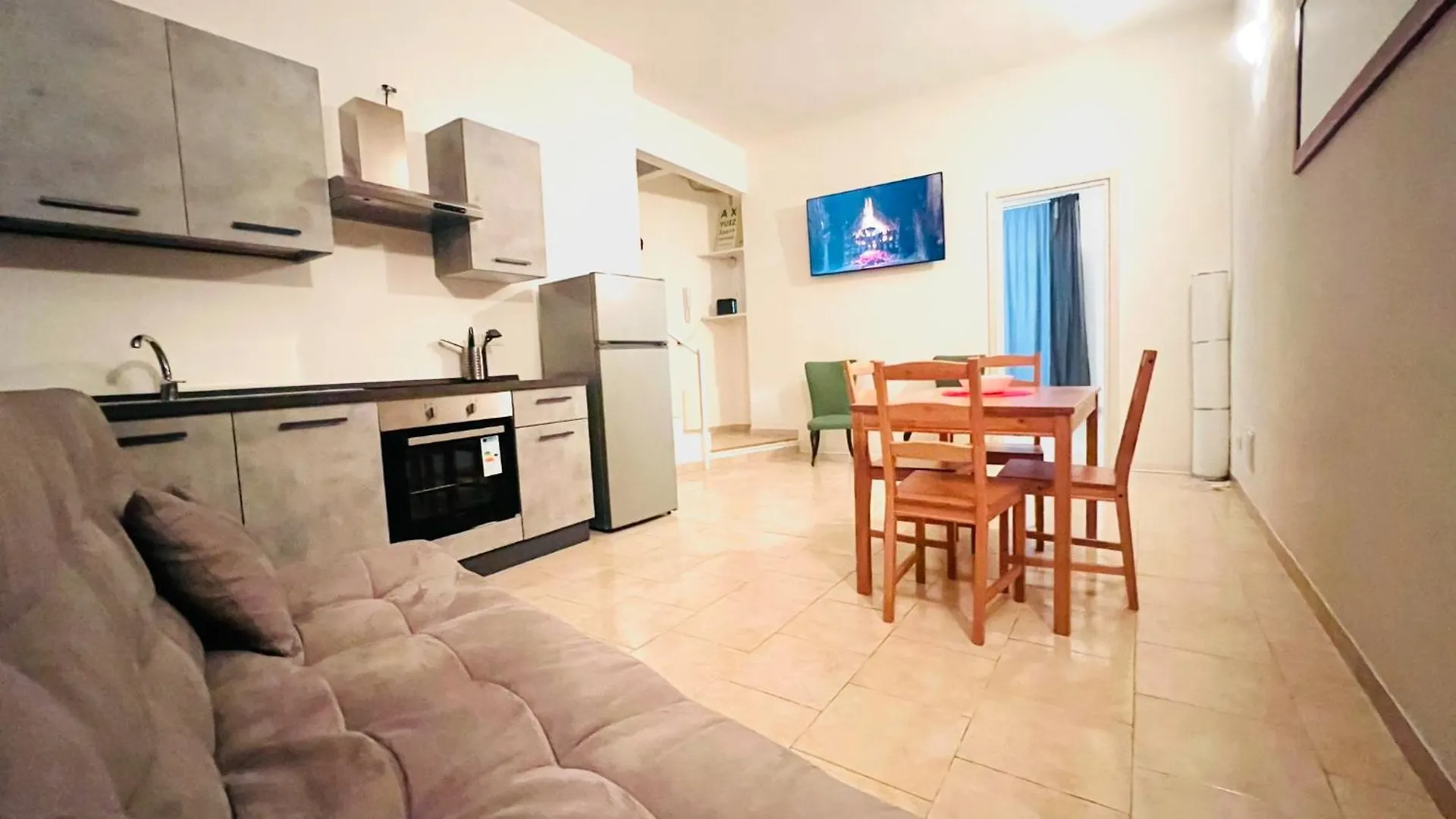 Nice Apartments With Parking Close To The Metro In Milan City Very Nice location